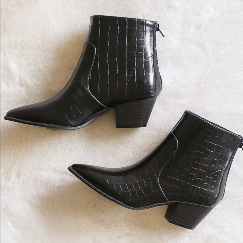 Crocodile Pointed Toe Booties